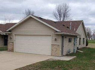 305 4th St SW, Kasson, MN 55944