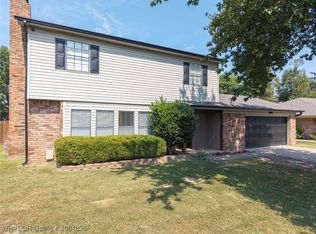 10811 Old Harbor Rd, Fort Smith, AR 72903