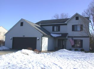 2225 Warwick Ln, Schaumburg, IL 60193