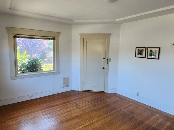 2726 Bona St #3