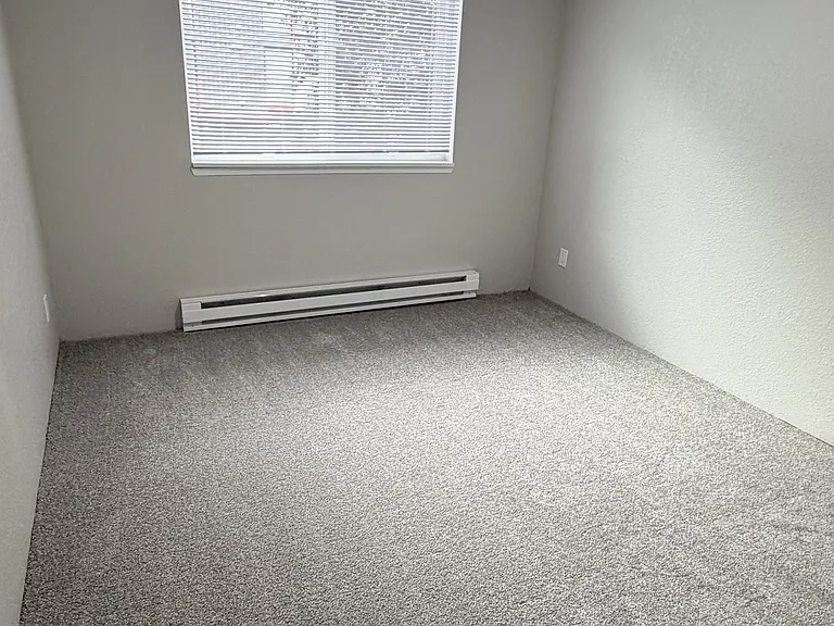 Badger & Blue Lake Apartments — Photo 65