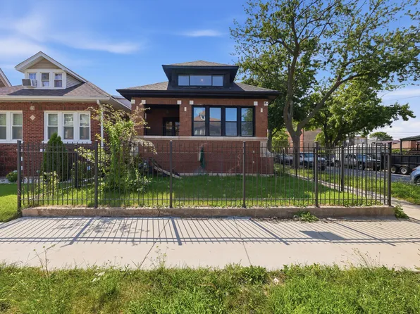 6600 S Washtenaw Ave, Chicago, IL 60629