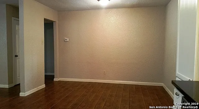 8818 Slumber Ln — Photo 11