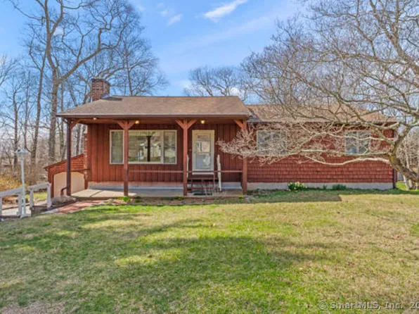 11 Marla Avenue, Ledyard, CT 06339