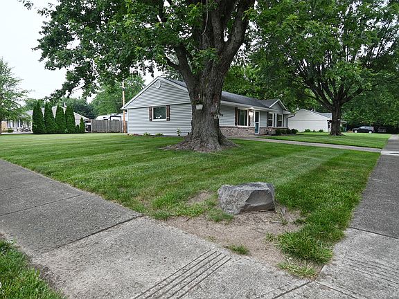 3rd image of 197 Depot Ct
