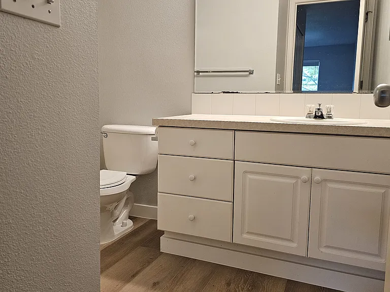 2110 Palisade Blvd #C-7 — Photo 22