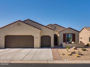 589 N Sweet Heather Way, Green Valley, AZ 85614