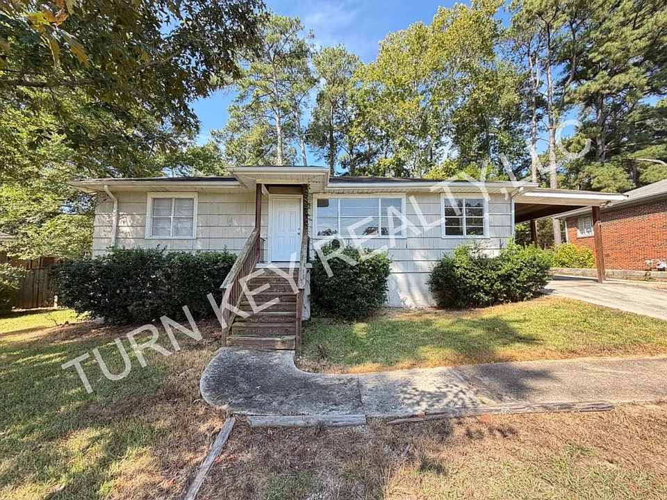 908 Five Mile Rd