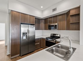 711 Cole Ave #117, Los Angeles, CA 90038