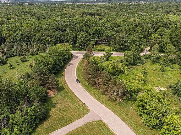 4th image of 5195 Overbrook Dr