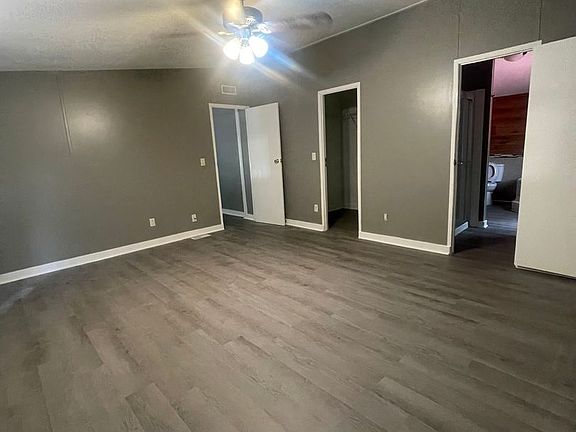 3rd image of 4942 Blue Water Cir