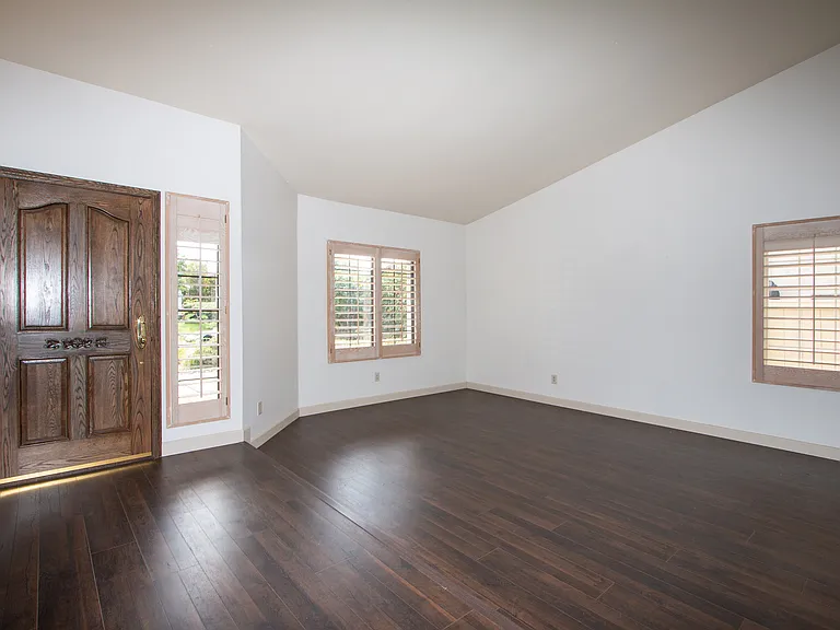3740 Overpark Rd — Photo 3