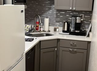 293 S 35th St, Springfield, OR 97478