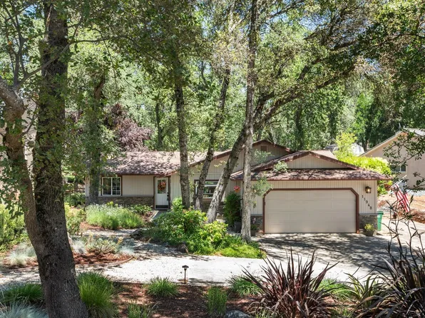 11948 Torrey Pines Dr, Auburn, CA 95602
