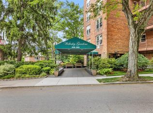 42-30 Douglaston Parkway #5N, Douglaston, NY 11363