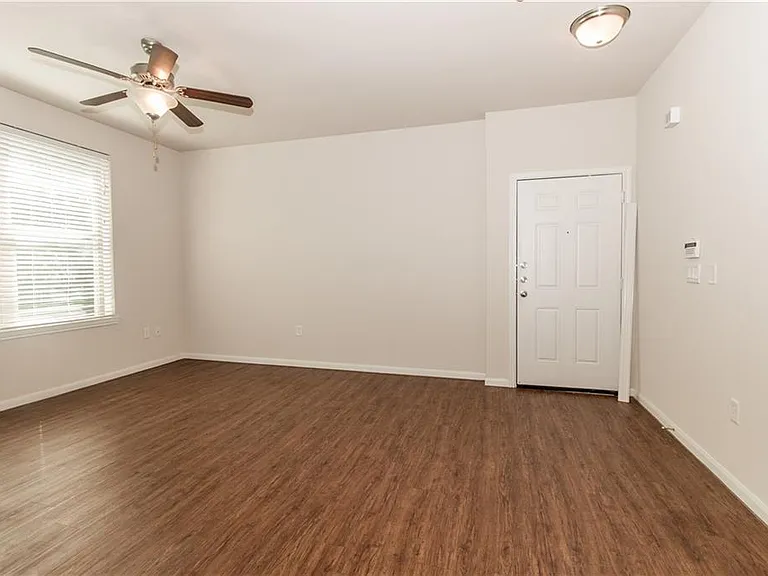 1401 E 4th St #203 — Photo 1