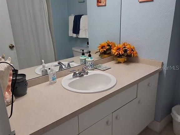 4th image of 880 Mandalay Ave #206