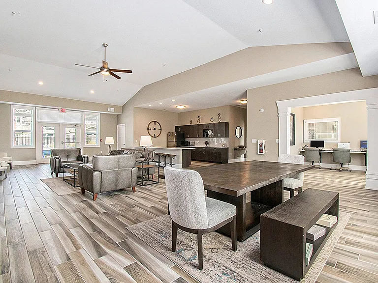 Strathmore Apartment Homes — Photo 36