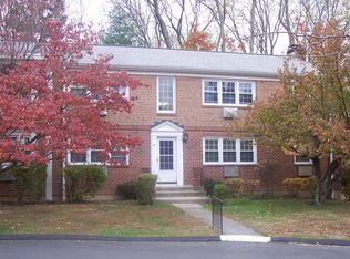 104 Katona Dr APT 2B4, Fairfield, CT 06824