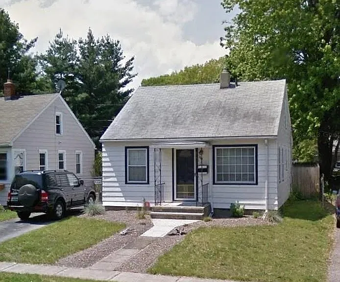 263 Oakwood Rd
