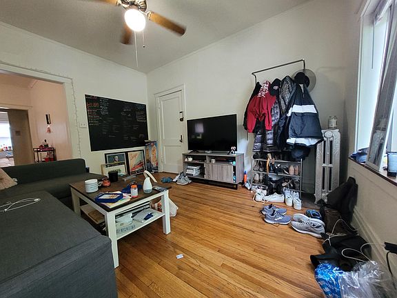 3rd image of 2754 N Mildred Ave
