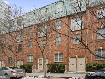 2341 Wallace St #B, Philadelphia, PA, 19130