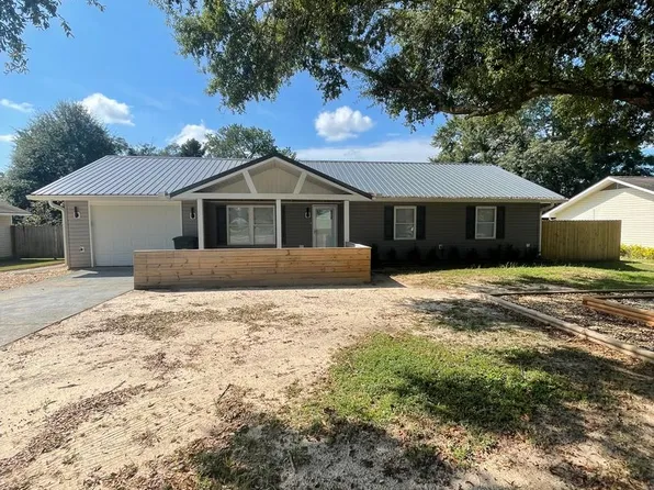 301 Shawnee St #1, Enterprise, AL 36330