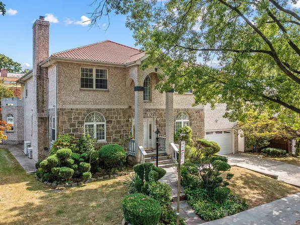 8605 Somerset St, Jamaica, NY 11432