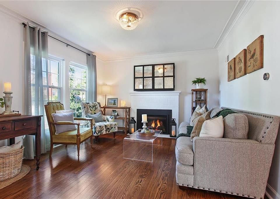 4823 Terrace St, Kansas City, MO 64112 Zillow