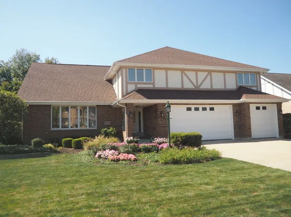 16958 S Meadowcrest Dr, Homer Glen, IL 60491