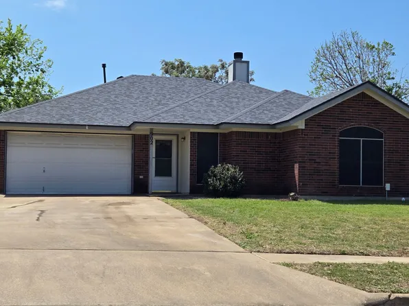 902 Saratoga Ln, Copperas Cove, TX 76522