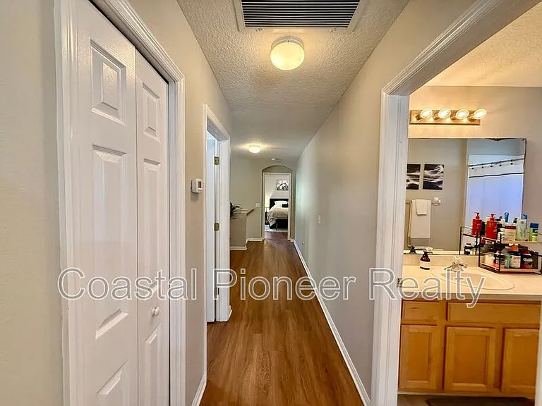 11113 Avery Oaks Dr — Photo 36