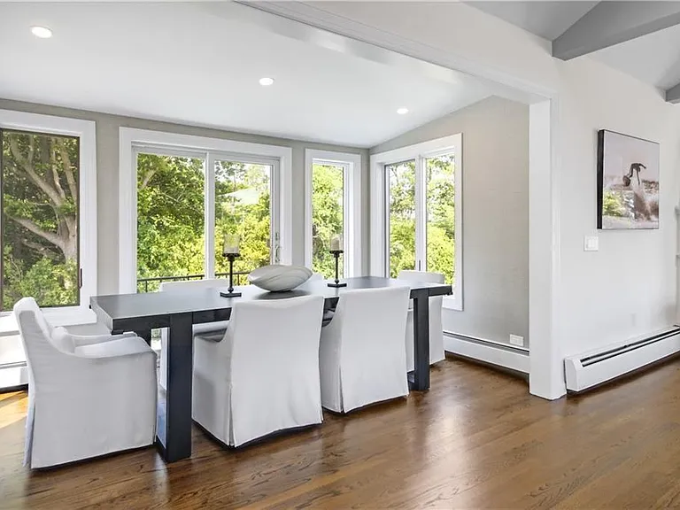 1 Harbor View Dr — Photo 18