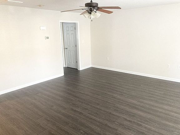 2nd image of 110 Aaron Pl APT 208