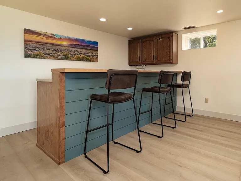 425 Rio Vista Rd — Photo 26