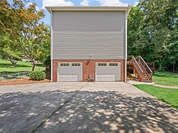 5th image of 7626 Rolling Oak Ct