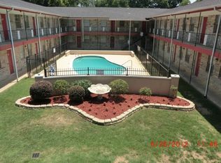 801 N Center St APT 203, Arlington, TX 76011