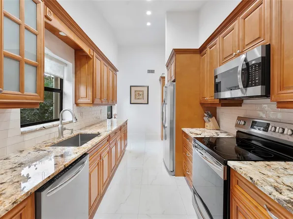 2531 Blue Sage Avenue, Coconut Creek, FL 33063