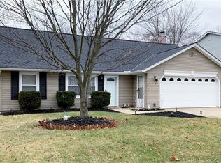 140 Monticello Cir, Elyria, OH 44035