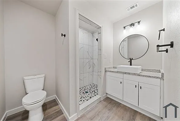 227 S Grimes St #201 — Photo 18