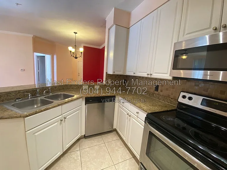 8539 Gate Pkwy W #122 — Photo 10