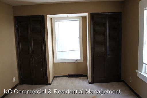 4th image of 326 Spruce Ave