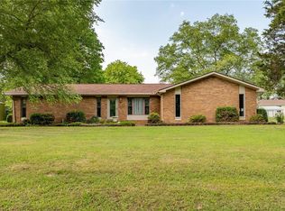 111 McRee Rd, Energy, IL 62933