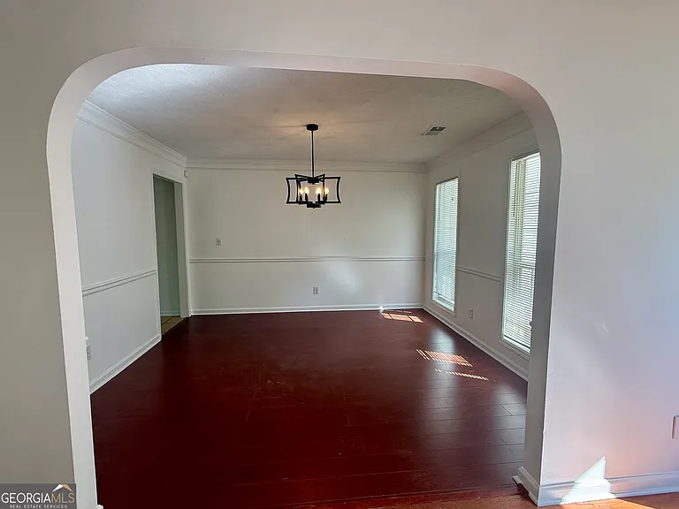 2700 Woodbine Hill Way — Photo 6