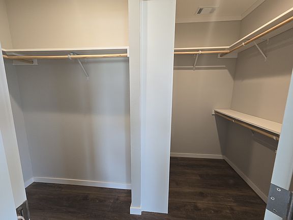 5th image of 144 Broken Arrow Ln #333