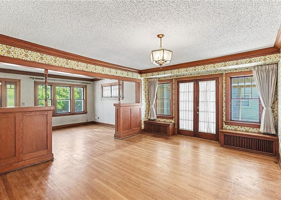 1st image of 4236 Genessee St