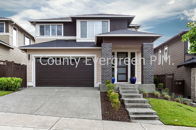 1st image of 5607 Elaine Ave SE