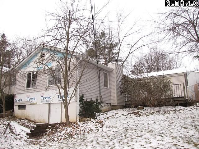 1st image of 14736 Edgewater Dr