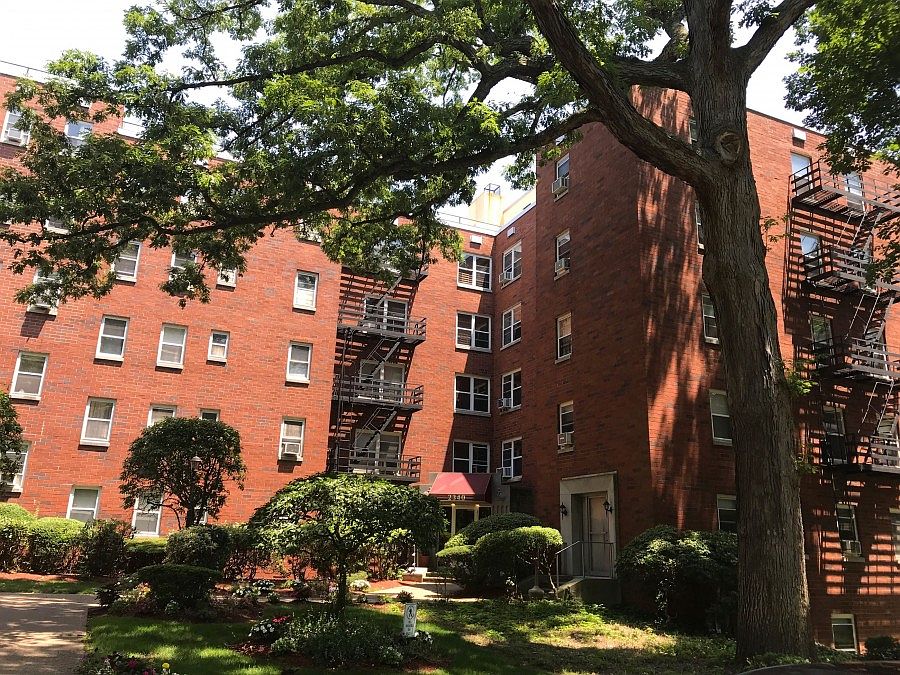 1st image of 2340 Linwood Ave #5D-405D