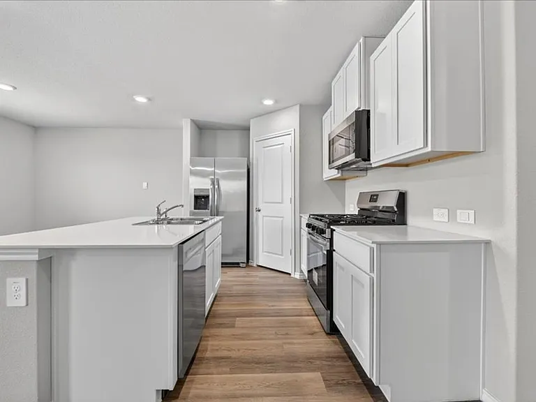 5568 Corduroy Rd — Photo 3
